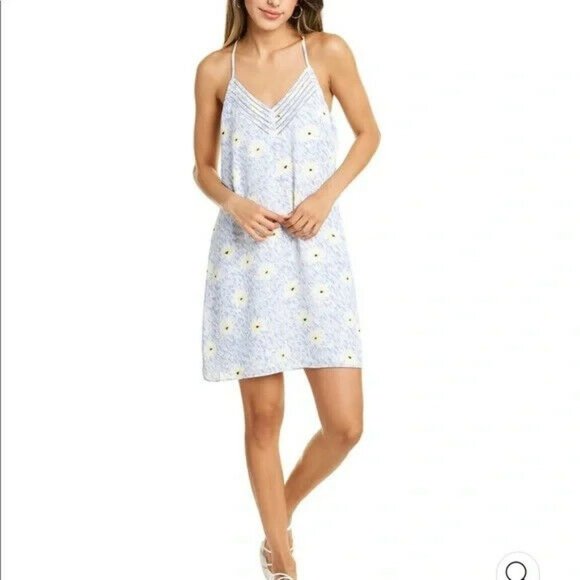 Socialite Dresses & Skirts - Socialite Racerback Mini Dress V-neck Blue Floral Lightweight Women’s Medium M